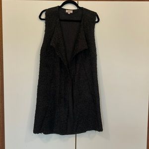 Loft boucle long sleeveless vest wrap -charcoal grey- Size M.